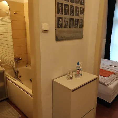 Coronation Апартаменты *